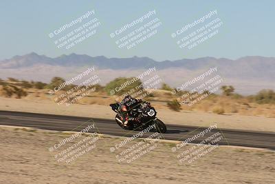 media/Nov-02-2025-CVMA (Sun) [[337aff29ab]]/Race 18-Supersport Middleweight/